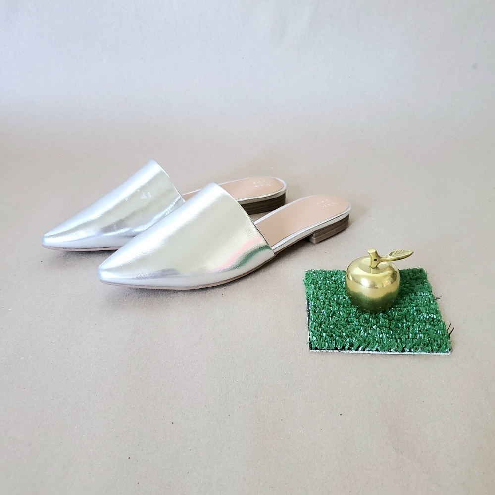 NWT Womens Clogs Mules Flat Shoes